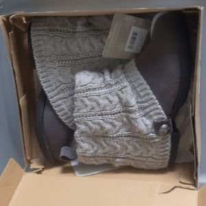 New Muk Luks Boots